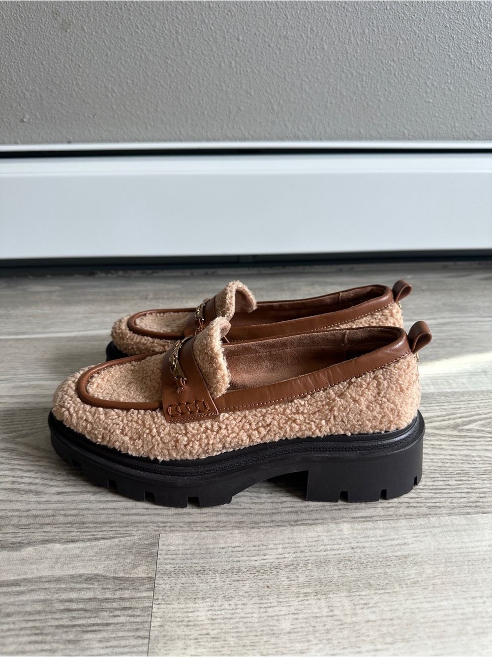 Circus by Sam Edelman Pierce Cozy Faux Shearling Lug Loafer 9 - Picture 5 of 13